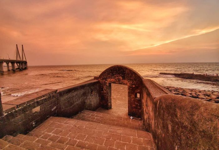 Bandra Walking Tour: Discover Mumbai’s Hippest Heritage Hub