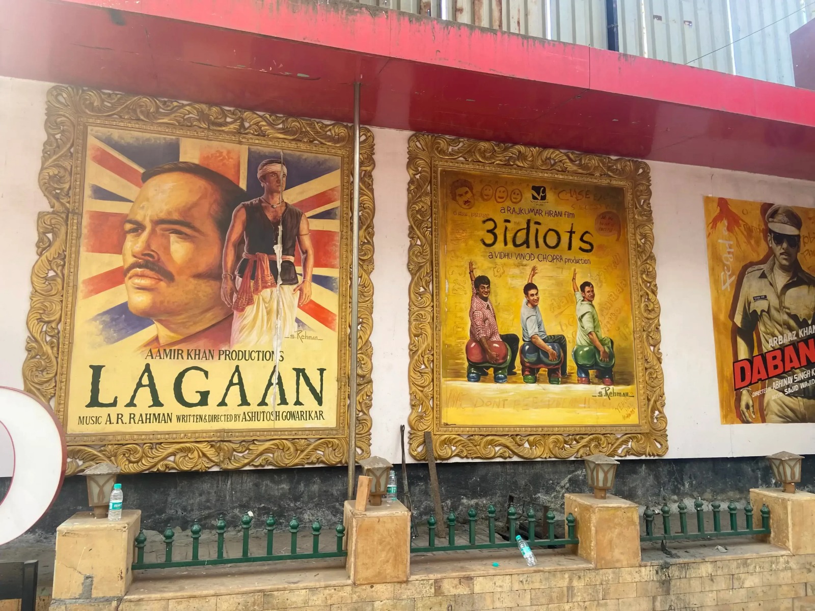 Behind the Scenes of Stardom: Exploring Mumbai’s Bollywood Tour